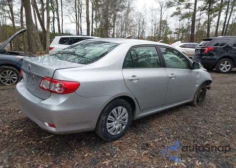 2011 Toyota Corolla Le z USA, uszkodzony, nr VIN JTDBU4EE9B9136179